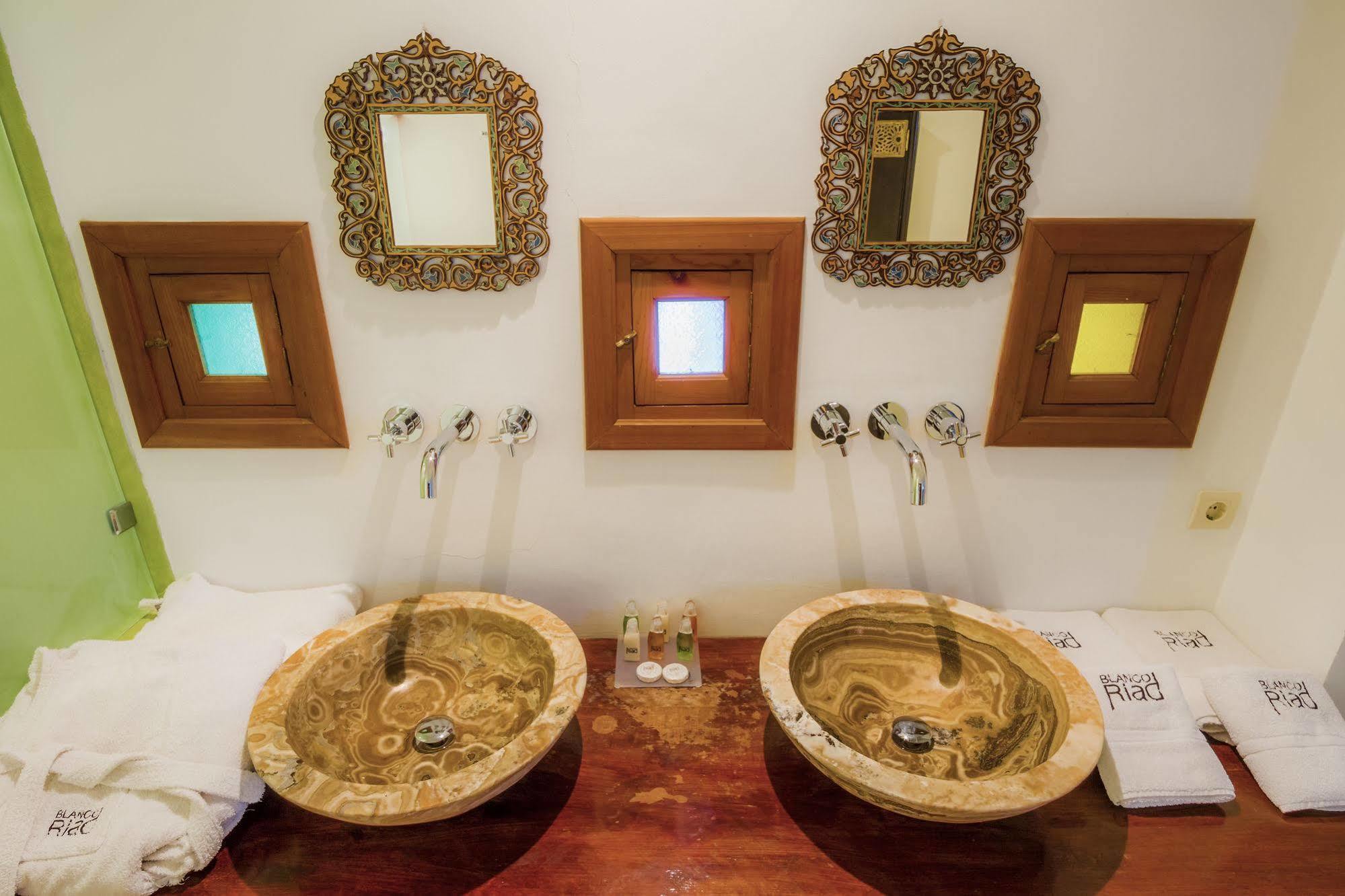 Hotel Blanco Riad Тетуан Екстер'єр фото